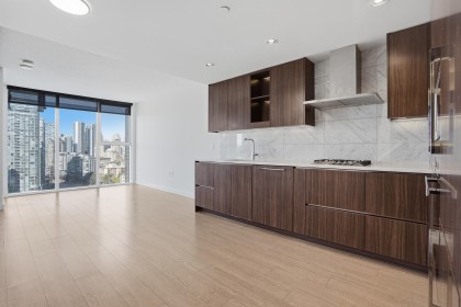 Photo 6 at 1887 - 87 Nelson Street, Yaletown, Vancouver West