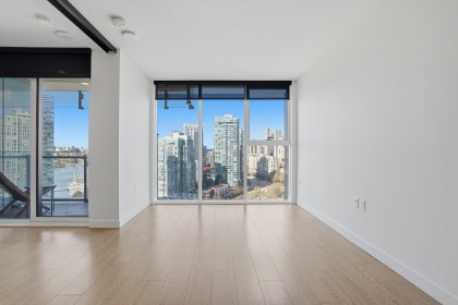 Photo 12 at 1887 - 87 Nelson Street, Yaletown, Vancouver West