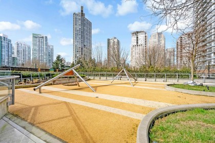 Photo 34 at 1887 - 87 Nelson Street, Yaletown, Vancouver West