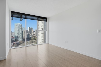 Photo 10 at 1887 - 87 Nelson Street, Yaletown, Vancouver West