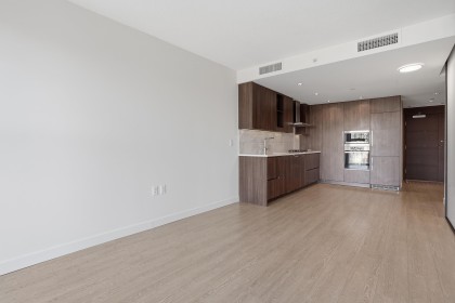 Photo 8 at 1887 - 87 Nelson Street, Yaletown, Vancouver West