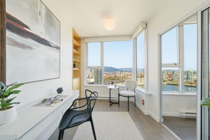 Photo 6 at 3302 - 33 Smithe Street, Yaletown, Vancouver West