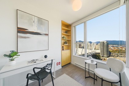 Photo 7 at 3302 - 33 Smithe Street, Yaletown, Vancouver West