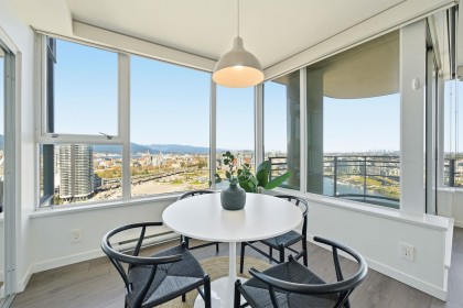 Photo 9 at 3302 - 33 Smithe Street, Yaletown, Vancouver West