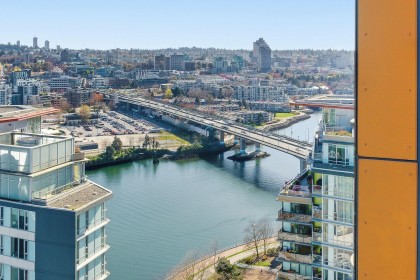 Photo 24 at 3302 - 33 Smithe Street, Yaletown, Vancouver West