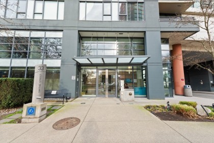 Photo 33 at 3302 - 33 Smithe Street, Yaletown, Vancouver West