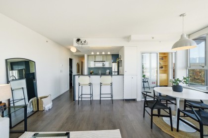 Photo 14 at 3302 - 33 Smithe Street, Yaletown, Vancouver West