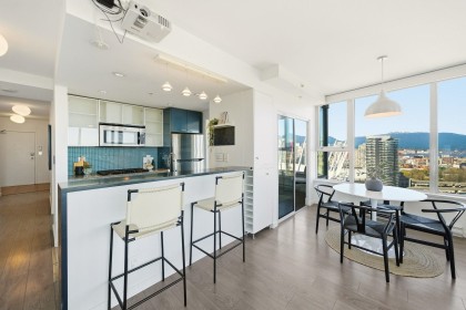 Photo 15 at 3302 - 33 Smithe Street, Yaletown, Vancouver West