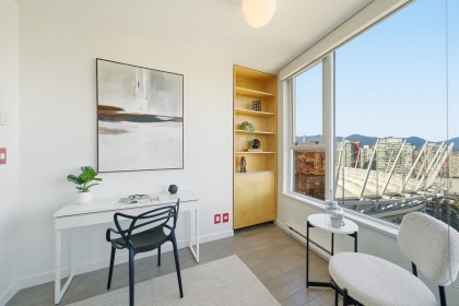 Photo 8 at 3302 - 33 Smithe Street, Yaletown, Vancouver West