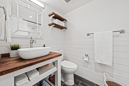 Photo 13 at 207 - 235 W 4th Street, Lower Lonsdale, North Vancouver