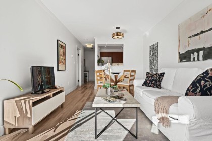 Photo 5 at 207 - 235 W 4th Street, Lower Lonsdale, North Vancouver