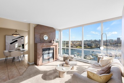 Photo 2 at 1703 - 1077 Marinaside Crescent, Yaletown, Vancouver West