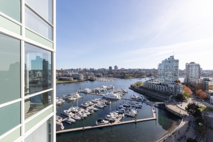 Photo 13 at 1703 - 1077 Marinaside Crescent, Yaletown, Vancouver West