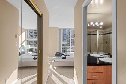 Photo 21 at 1703 - 1077 Marinaside Crescent, Yaletown, Vancouver West