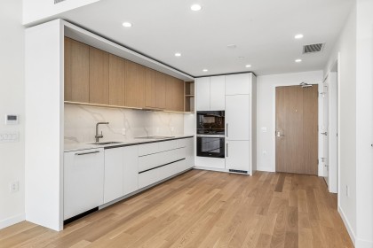 Photo 9 at 609 - 3963 Uplands Way, Cypress Park Estates, West Vancouver