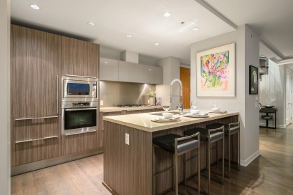 Photo 3 at 1402 - 181 W 1st Avenue, False Creek, Vancouver West