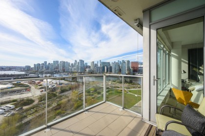 Photo 19 at 1402 - 181 W 1st Avenue, False Creek, Vancouver West