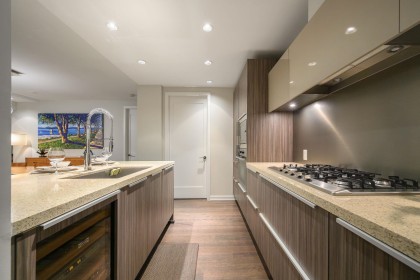 Photo 4 at 1402 - 181 W 1st Avenue, False Creek, Vancouver West