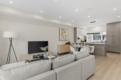 Photo 10 at 311 - 342 Mountain Highway, Lynnmour, North Vancouver