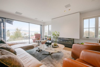 Photo 3 at 4546 Langara Avenue, Point Grey, Vancouver West