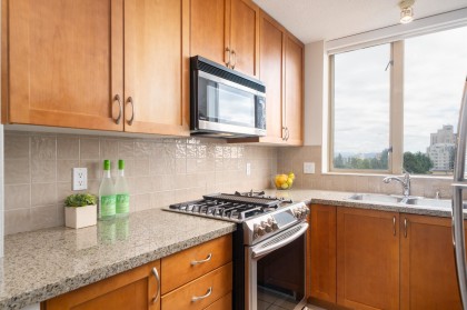 Photo 12 at 905 - 1316 W 11th Avenue, Fairview VW, Vancouver West