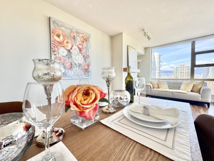 Photo 10 at 905 - 1316 W 11th Avenue, Fairview VW, Vancouver West