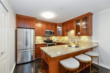 Photo 8 at 306 - 1023 Wolfe Street, Shaughnessy, Vancouver West