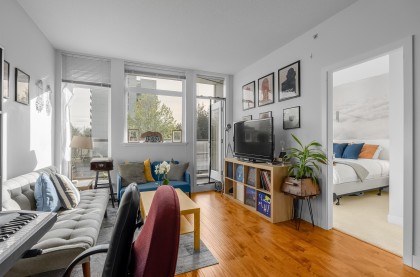 Photo 6 at 409 - 5692 Kings Road, University VW, Vancouver West