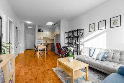 Photo 7 at 409 - 5692 Kings Road, University VW, Vancouver West