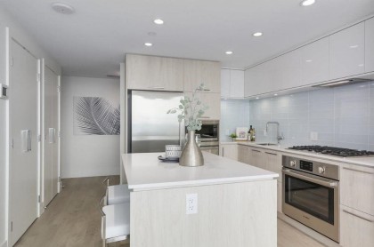 Photo 3 at 1804 - 680 Seylynn Crescent, Lynnmour, North Vancouver