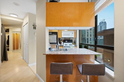Photo 3 at 609 - 1189 Howe Street, Downtown VW, Vancouver West