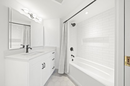 Photo 16 at 303 - 1633 W 8th Avenue, Fairview VW, Vancouver West