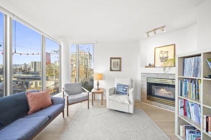 Photo 5 at 303 - 1633 W 8th Avenue, Fairview VW, Vancouver West