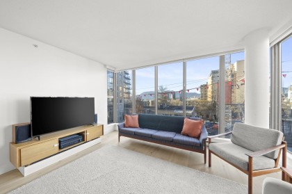 Photo 4 at 303 - 1633 W 8th Avenue, Fairview VW, Vancouver West