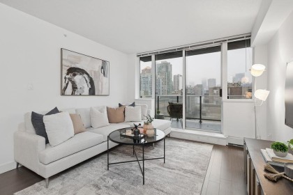 Photo 5 at 902 - 1325 Rolston Street, Downtown VW, Vancouver West