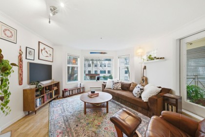 Photo 2 at 1405 Pendrell Street, West End VW, Vancouver West