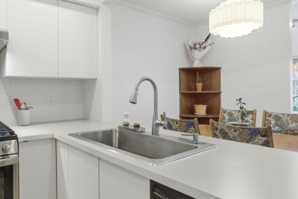 Photo 13 at 1405 Pendrell Street, West End VW, Vancouver West