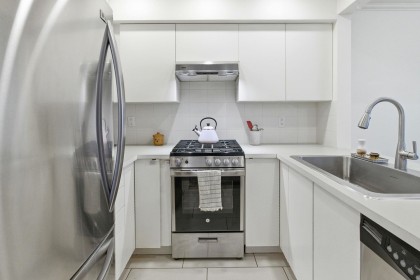 Photo 10 at 1405 Pendrell Street, West End VW, Vancouver West