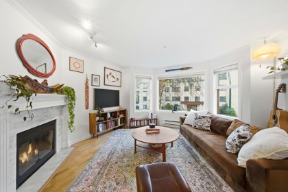 Photo 4 at 1405 Pendrell Street, West End VW, Vancouver West