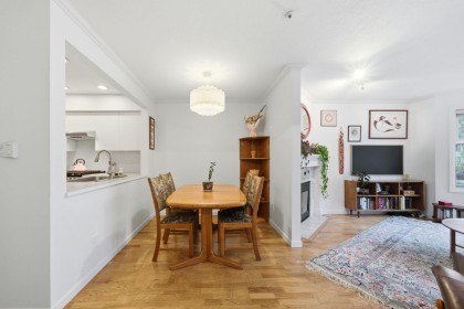 Photo 8 at 1405 Pendrell Street, West End VW, Vancouver West