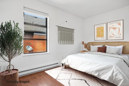 Photo 11 at 305 - 2119 Yew Street, Kitsilano, Vancouver West