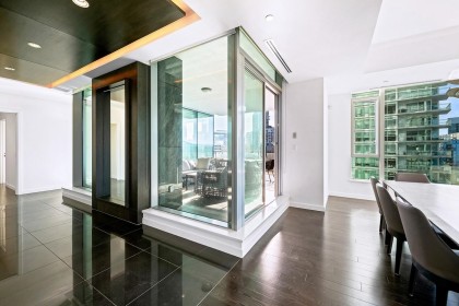 Photo 17 at 2001 - 277 Thurlow Street, Coal Harbour, Vancouver West