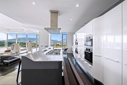 Photo 8 at 2001 - 277 Thurlow Street, Coal Harbour, Vancouver West