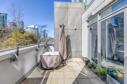 Photo 31 at TH29 - 1295 W Cordova Street, Coal Harbour, Vancouver West