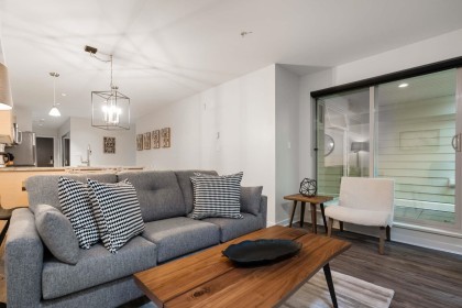 Photo 7 at 104 - 2832 Capilano Road, Capilano NV, North Vancouver