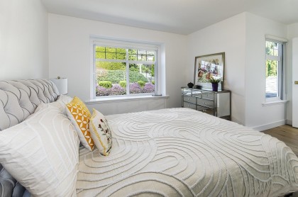 Photo 15 at 1075 Adderley Street, Calverhall, North Vancouver