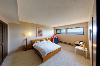 Photo 22 at 1170 Fulton Avenue, Ambleside, West Vancouver