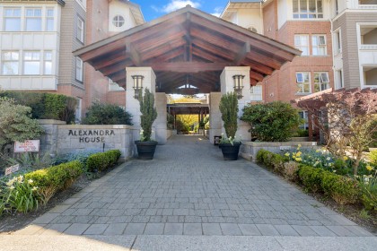 Photo 4 at 1217 - 4655 Valley Drive, Quilchena, Vancouver West