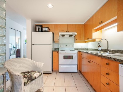 Photo 11 at 321 - 1228 Marinaside Crescent, Yaletown, Vancouver West