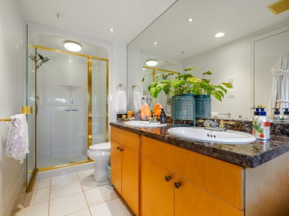 Photo 19 at 321 - 1228 Marinaside Crescent, Yaletown, Vancouver West